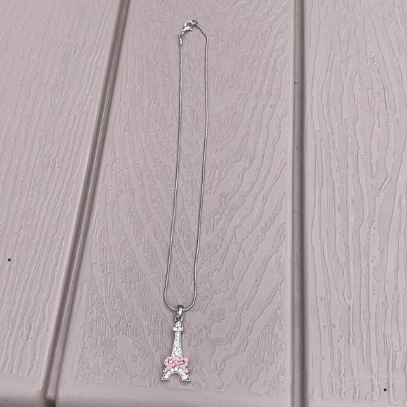 New Crystal Eiffel Tower with bow and chain. - Picture 6 of 6